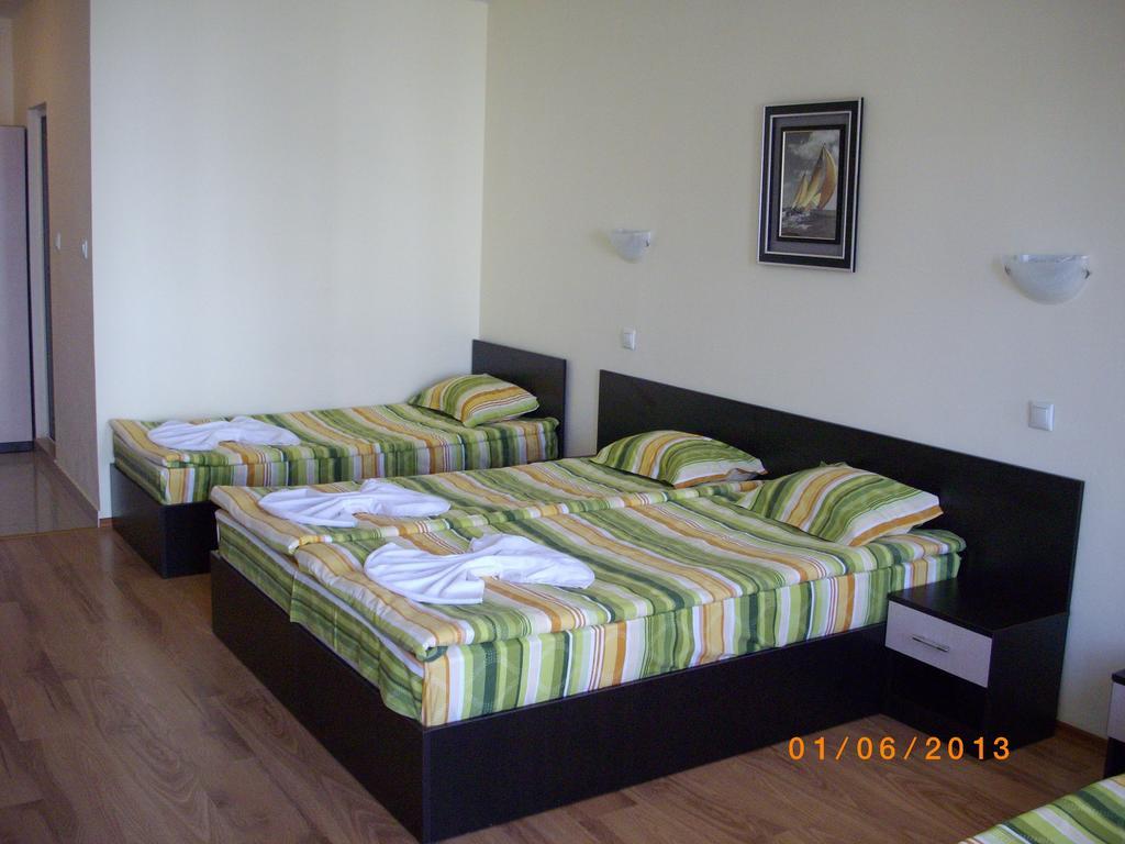 לוזנטס Семеен Хотел Атива - Family Hotel Ativa מראה חיצוני תמונה