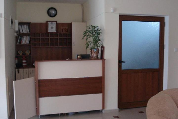 לוזנטס Семеен Хотел Атива - Family Hotel Ativa מראה חיצוני תמונה