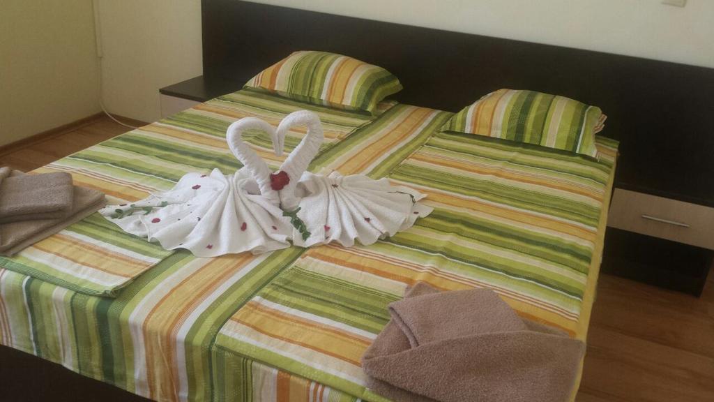 לוזנטס Семеен Хотел Атива - Family Hotel Ativa מראה חיצוני תמונה